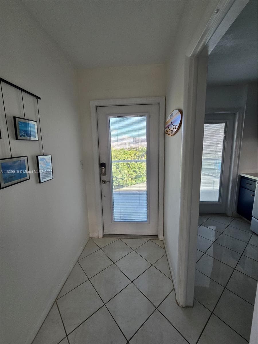 GARDEN-AIRE VILLAGE · #636 in Pompano Beach - Photo 12