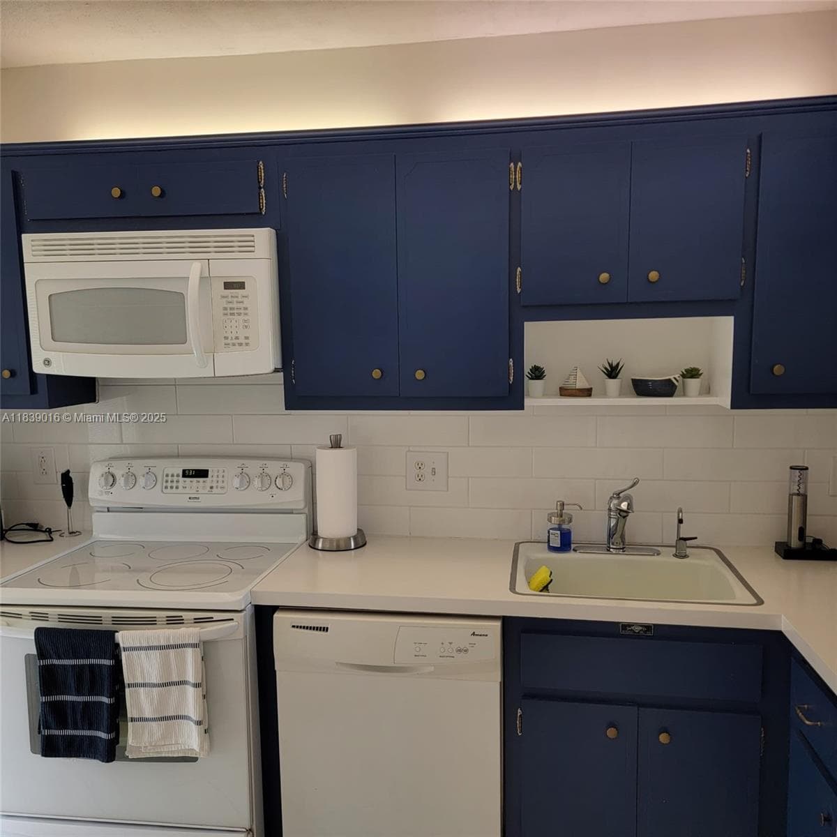 GARDEN-AIRE VILLAGE · #636 in Pompano Beach - Photo 10
