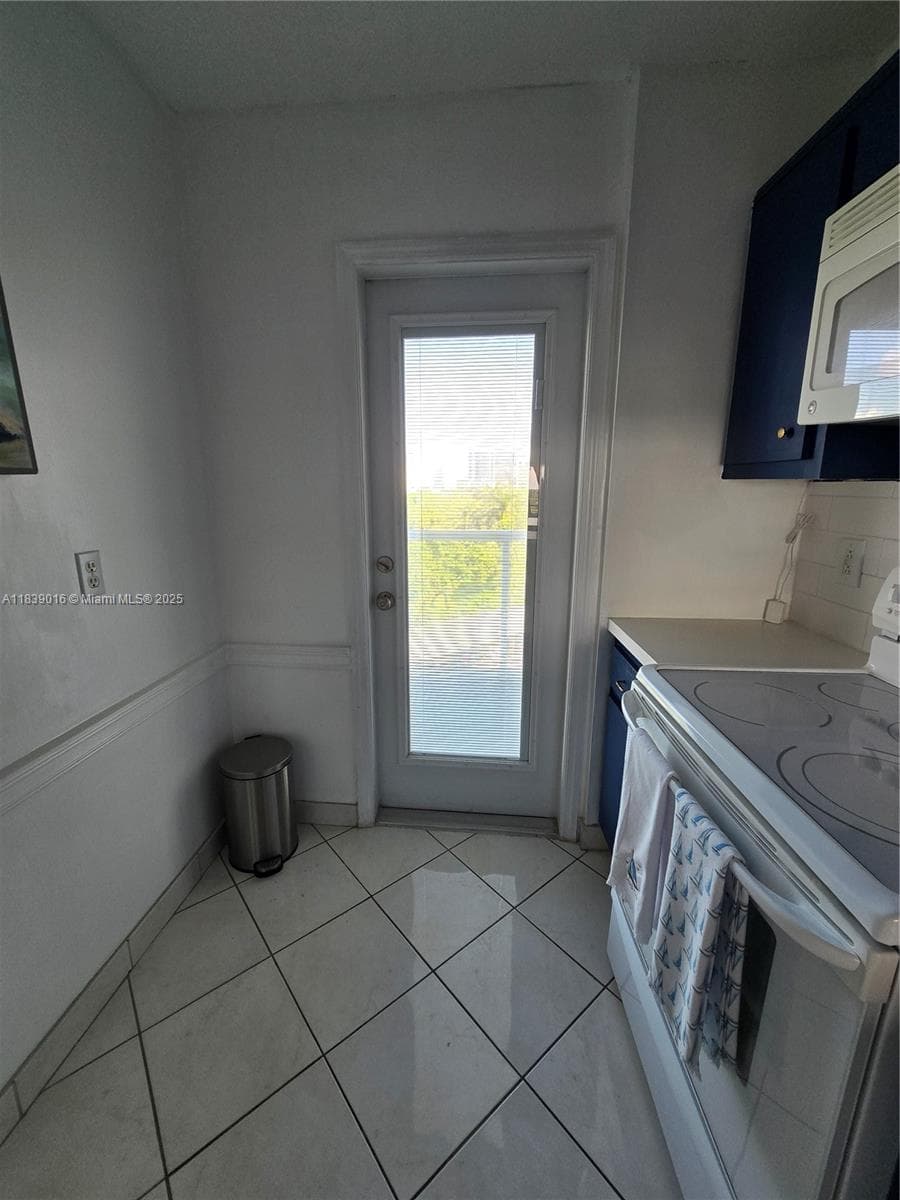 GARDEN-AIRE VILLAGE · #636 in Pompano Beach - Photo 11