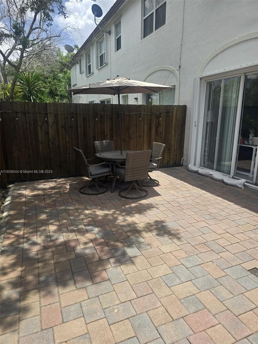 991 NE 30th AVE #991 photo 25