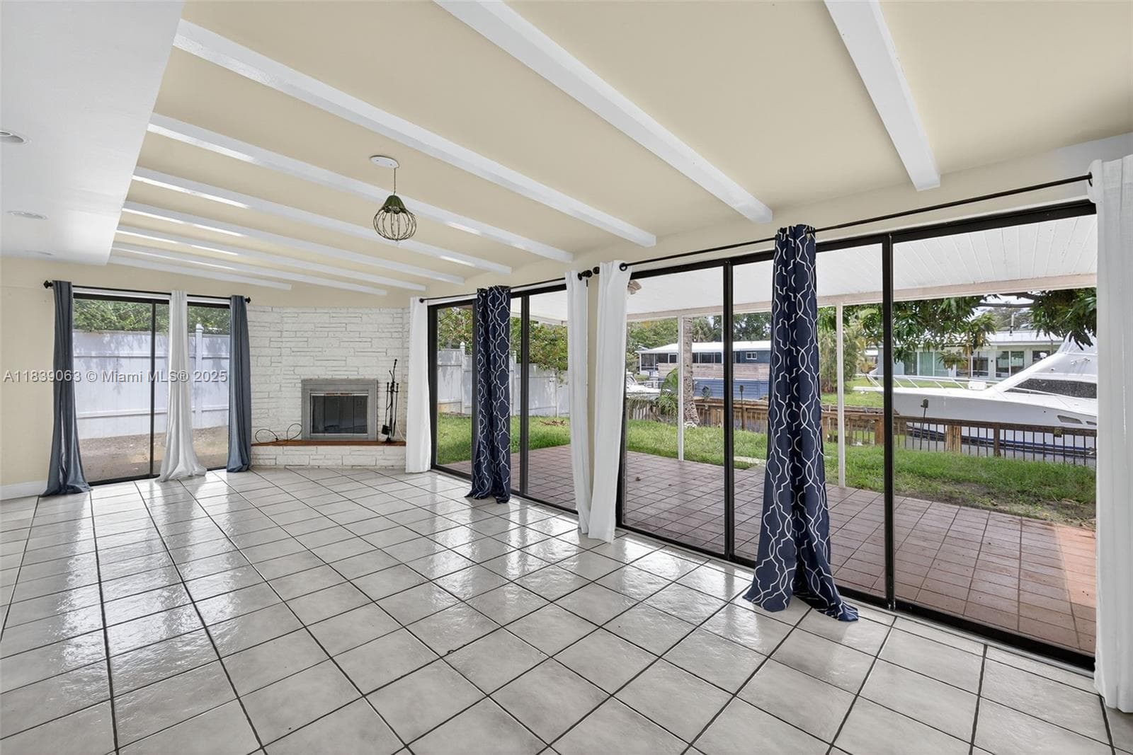 2606 Gulfstream Ln photo 15