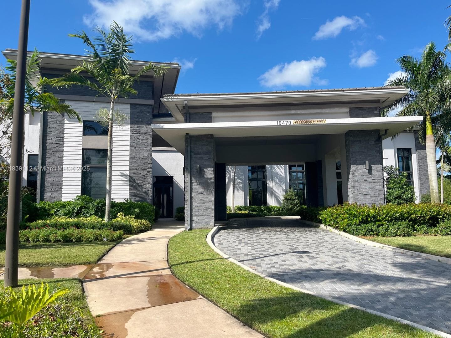 Club House