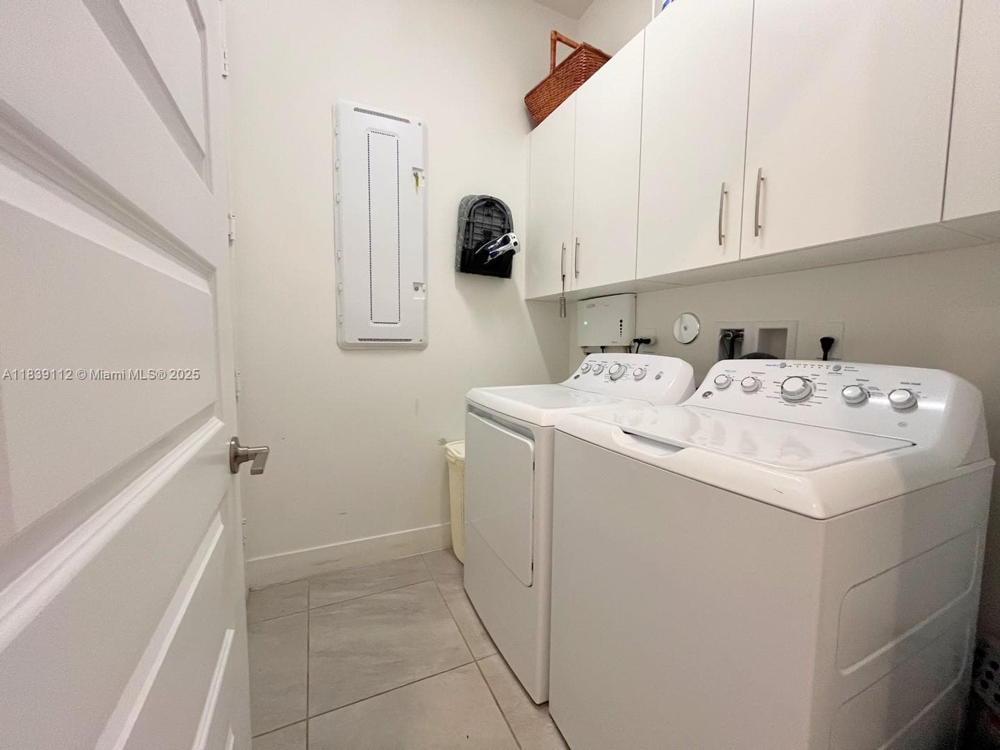 10711 Aqua Ct #. photo 41