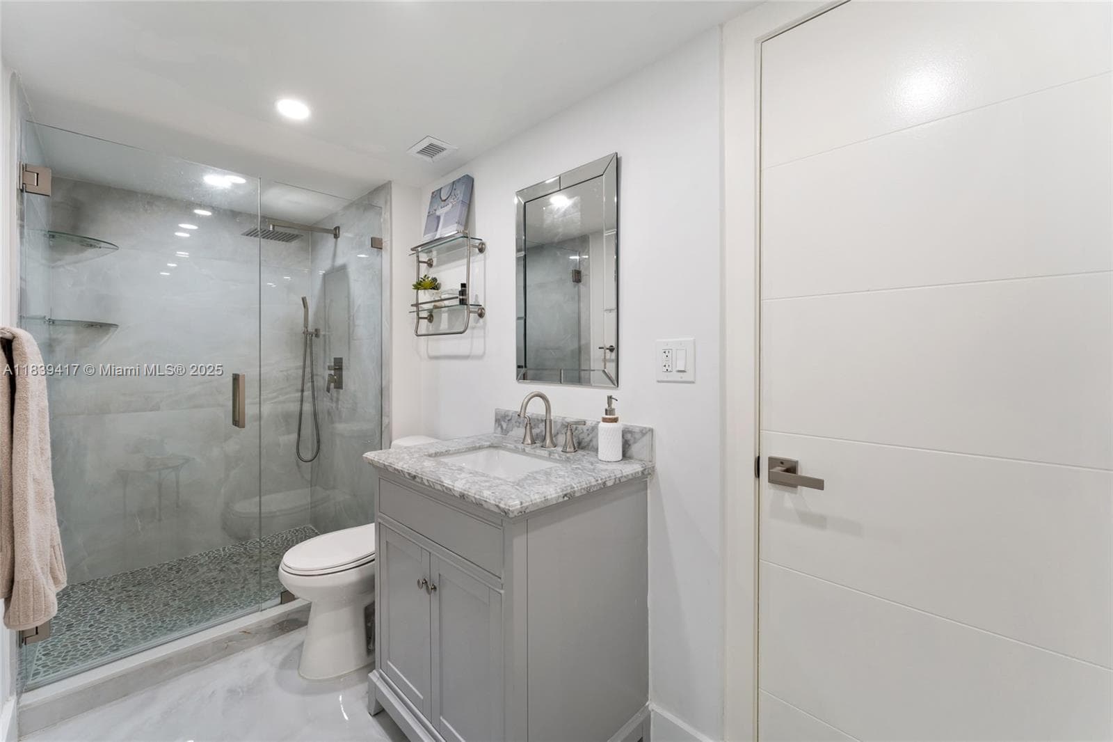 ALLINGTON TOWERS CONDO · #10E in Hollywood - Photo 10