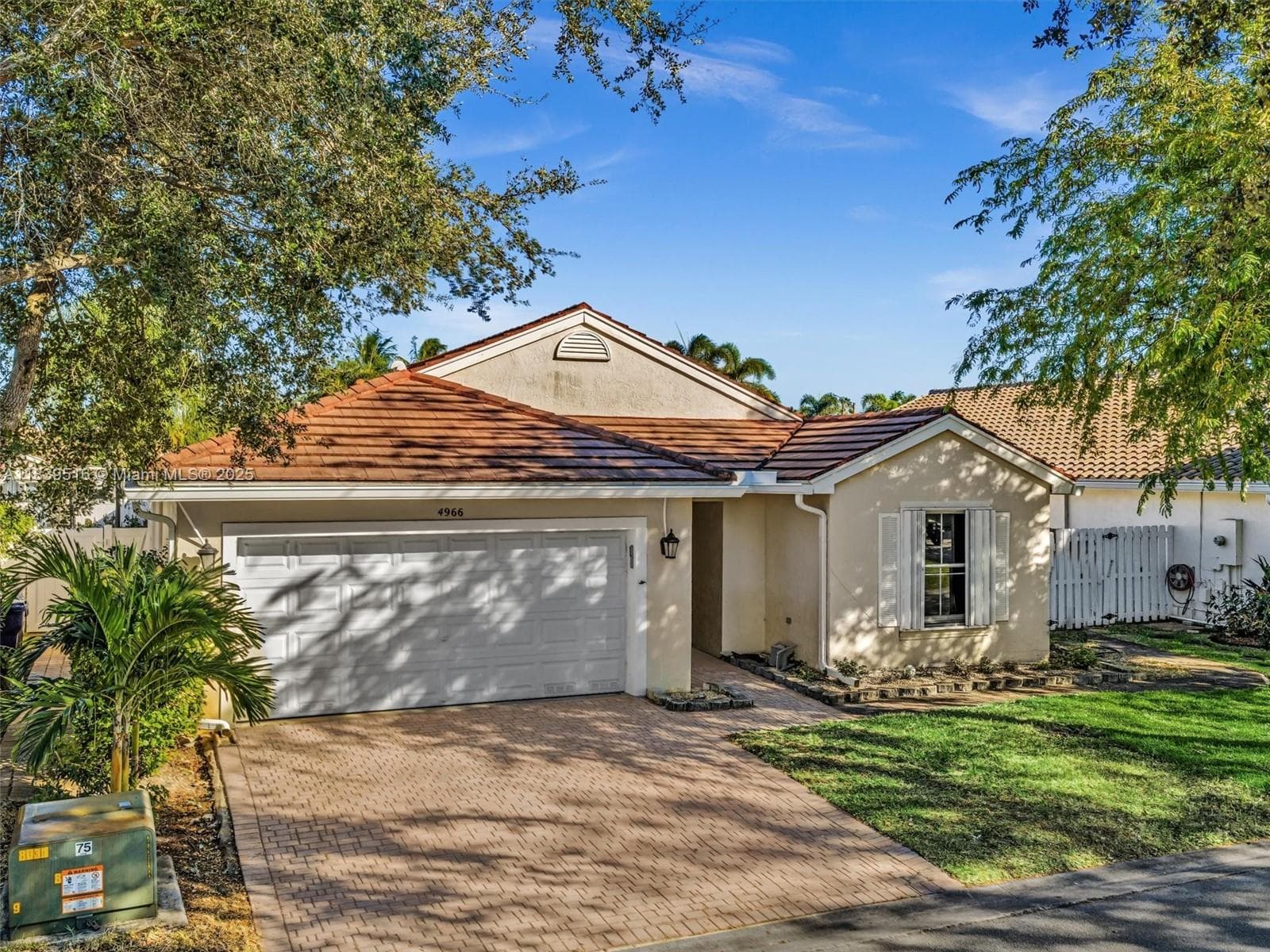 4966 SW 33rd Ter photo 52
