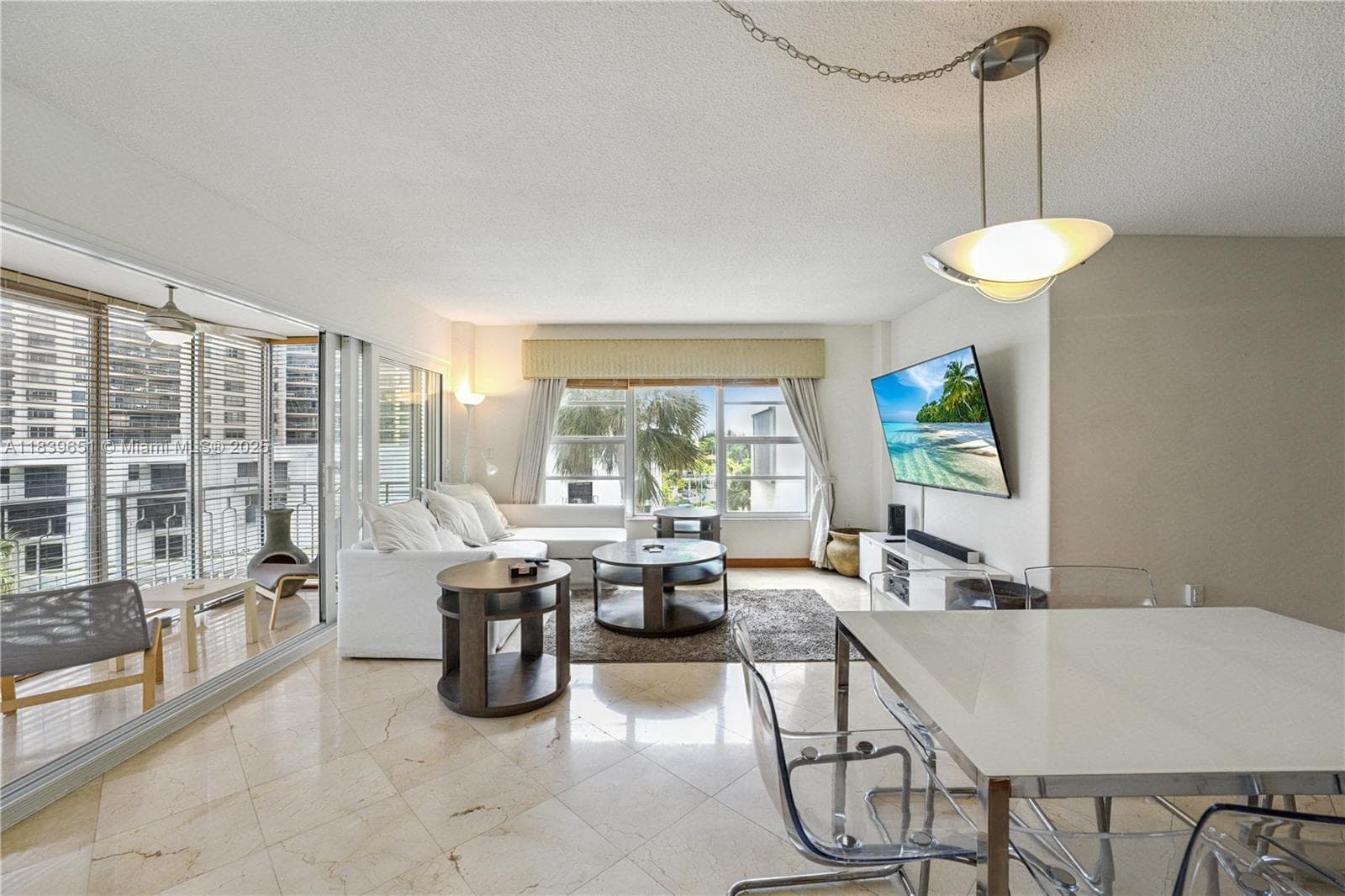 JOCKEY CLUB CONDO · #4H in Miami - Photo 7