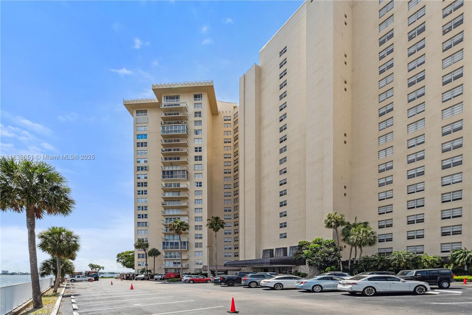 JOCKEY CLUB CONDO · #4H in Miami - Photo 25