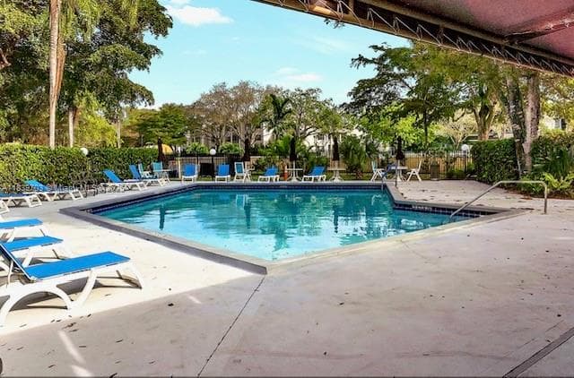 OAKLAND FOREST CLUB · #301 in Oakland Park - Photo 18