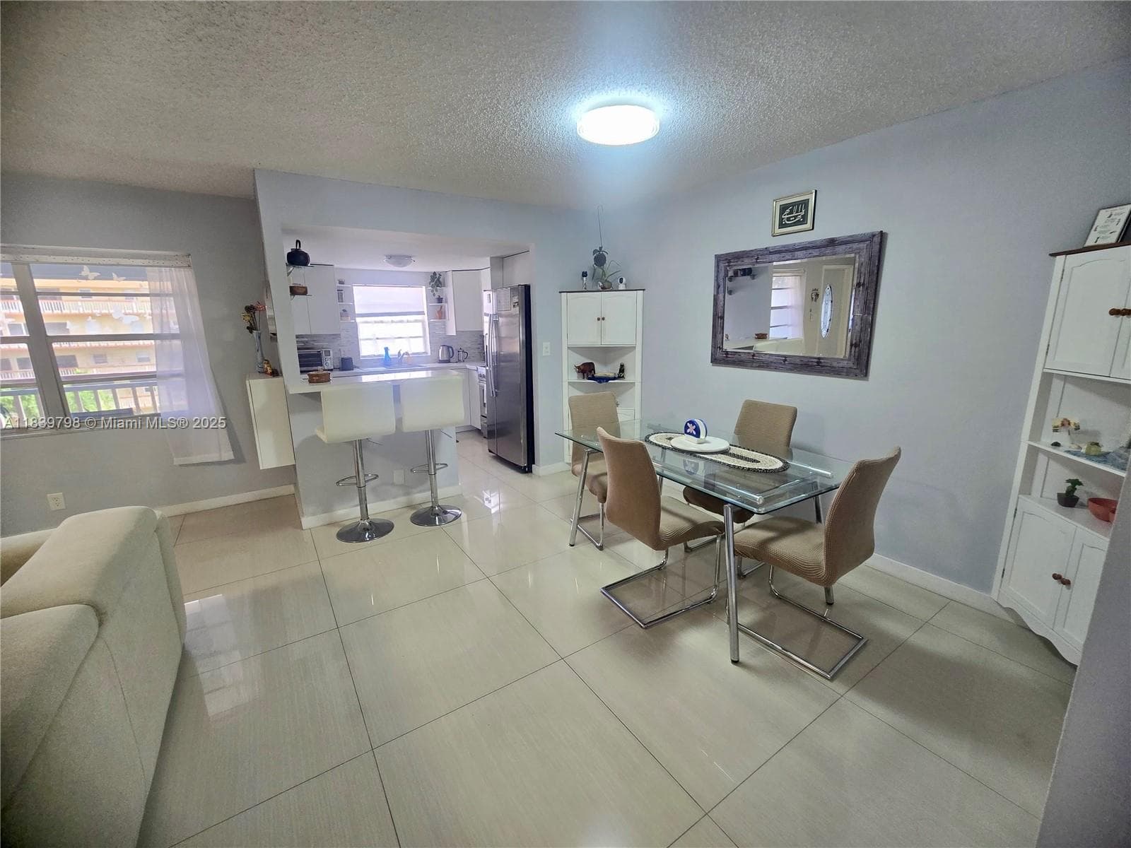 BEVERLY HILLS CONDO NUMBE · #U403 in Hollywood - Photo 2