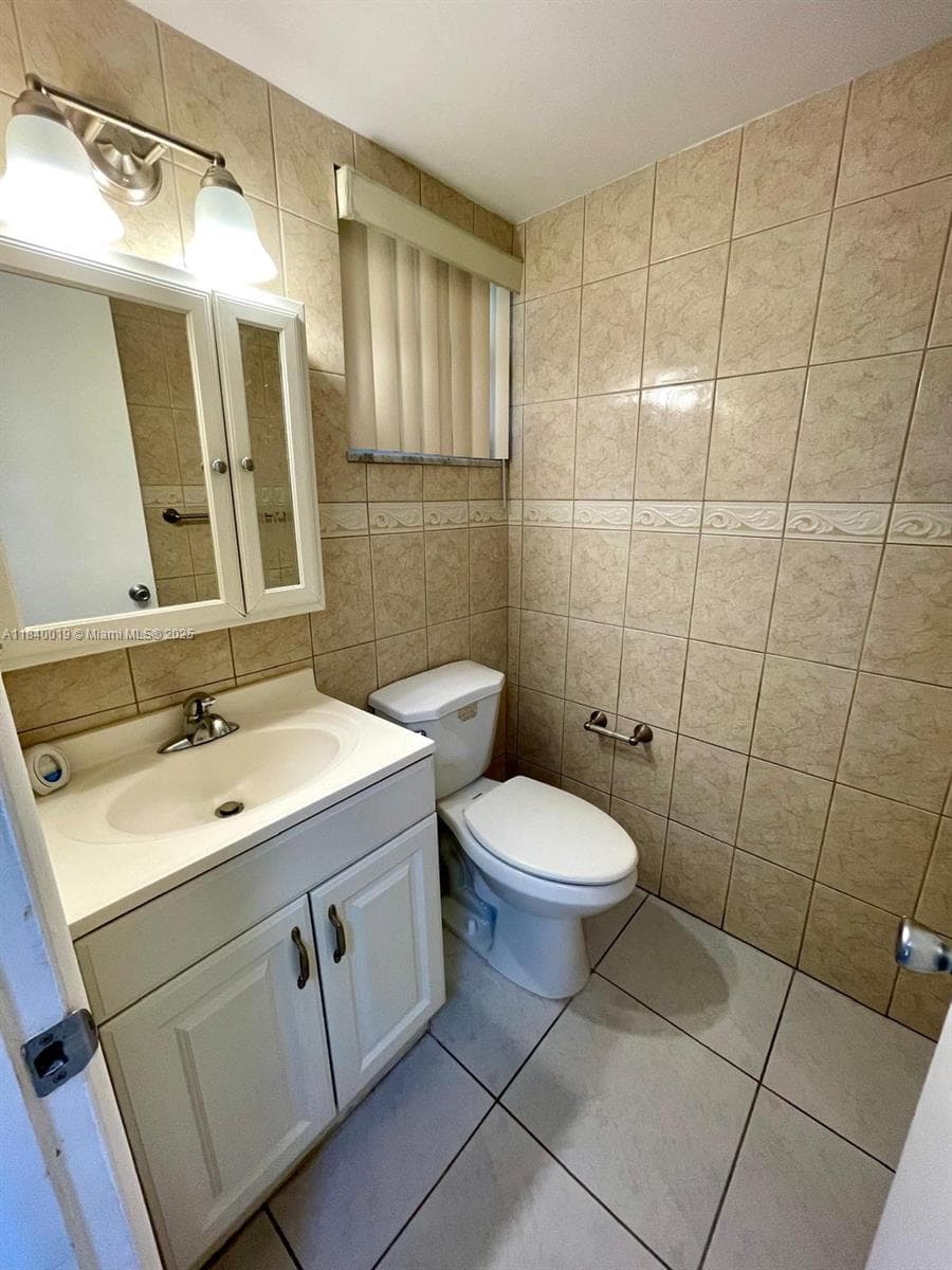 SECOND HORIZONS CONDO · #102 in Miami - Photo 4