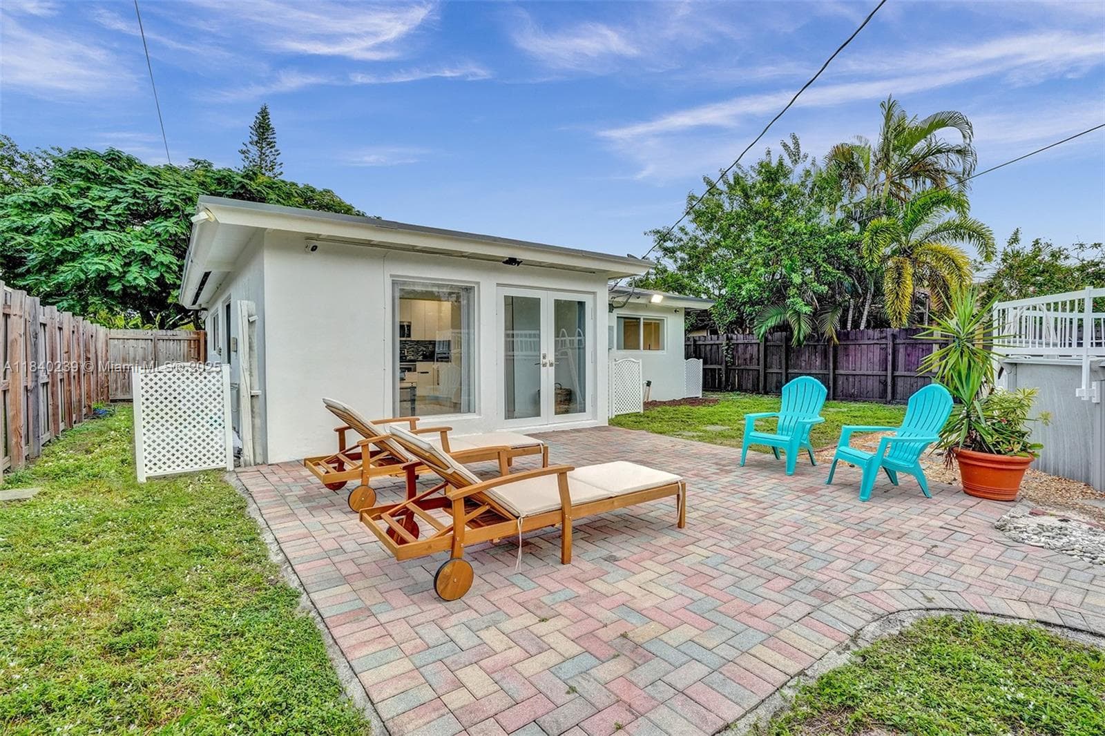 1605 NW 7th Ter photo 31