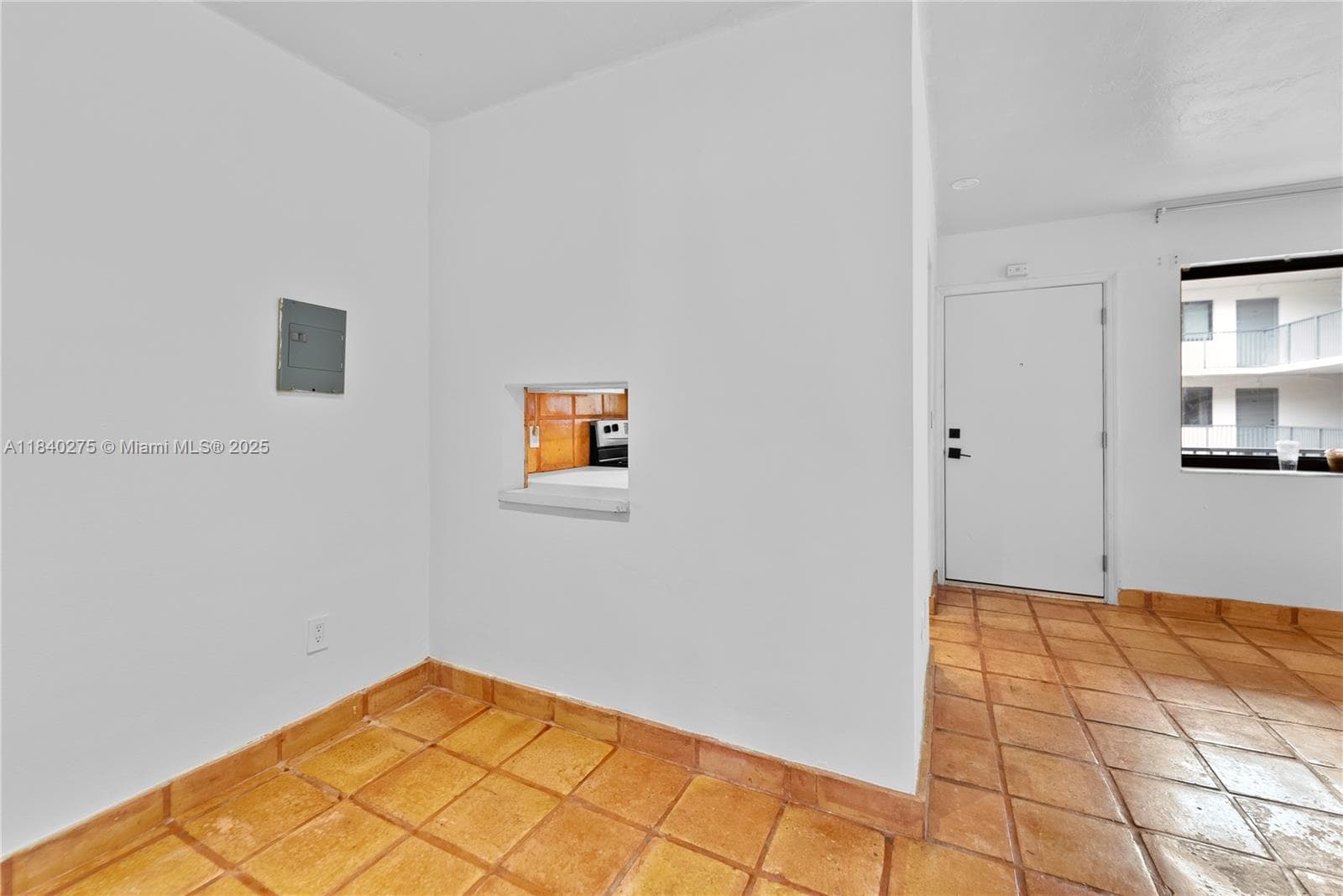Courtyards of the Grove · #N211 in Miami - Photo 9