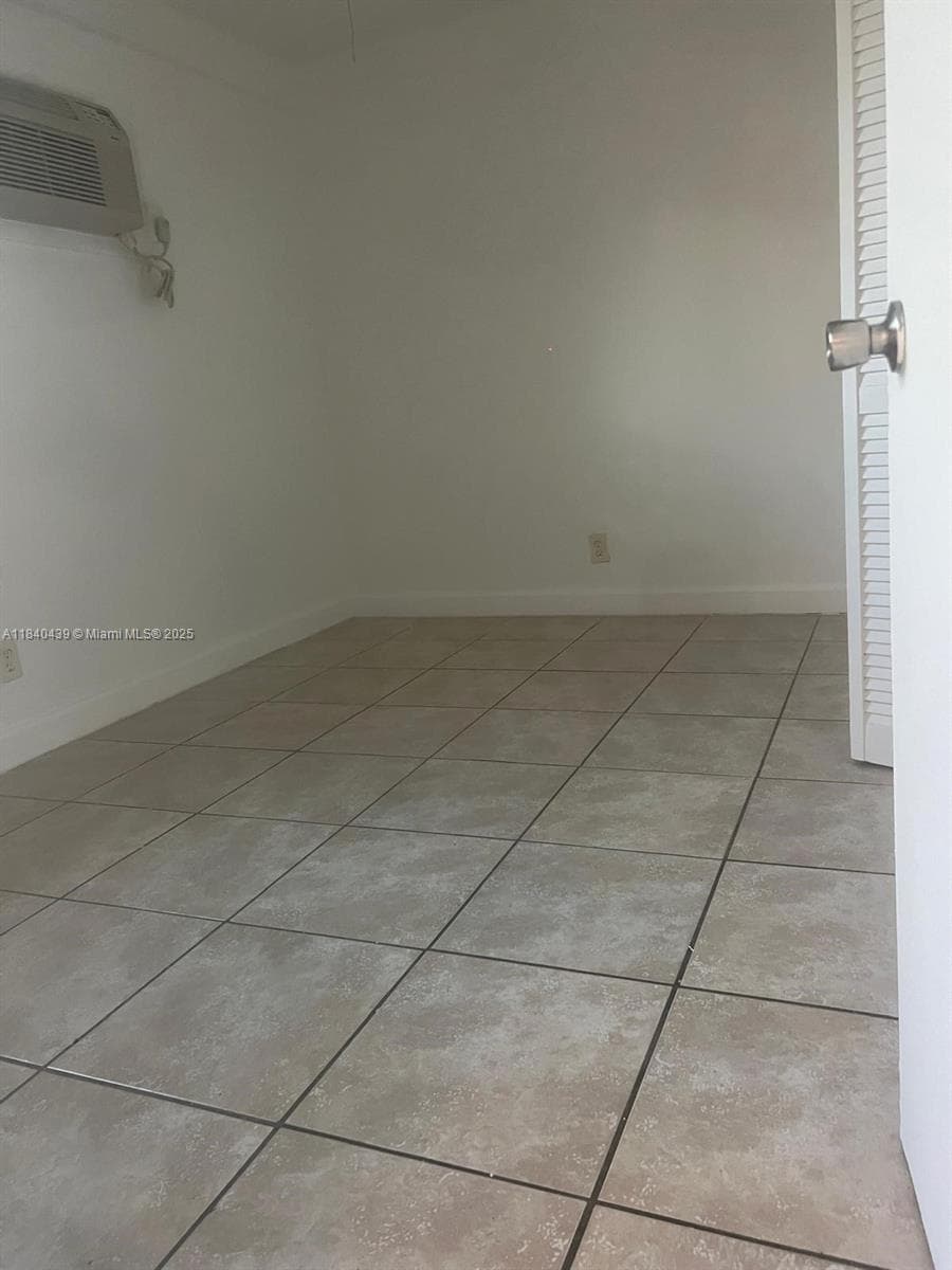 SEMINOLE ADD F R OLIVERS · #2 in Fort Lauderdale - Photo 5