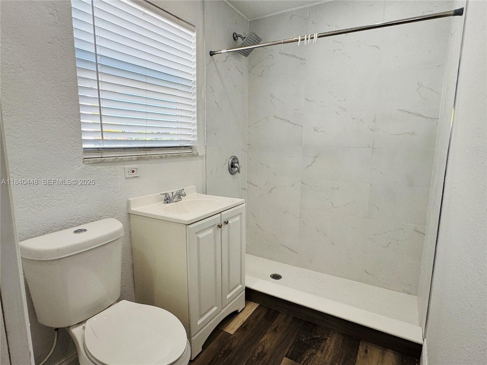 433 SW 28th Ave photo 22