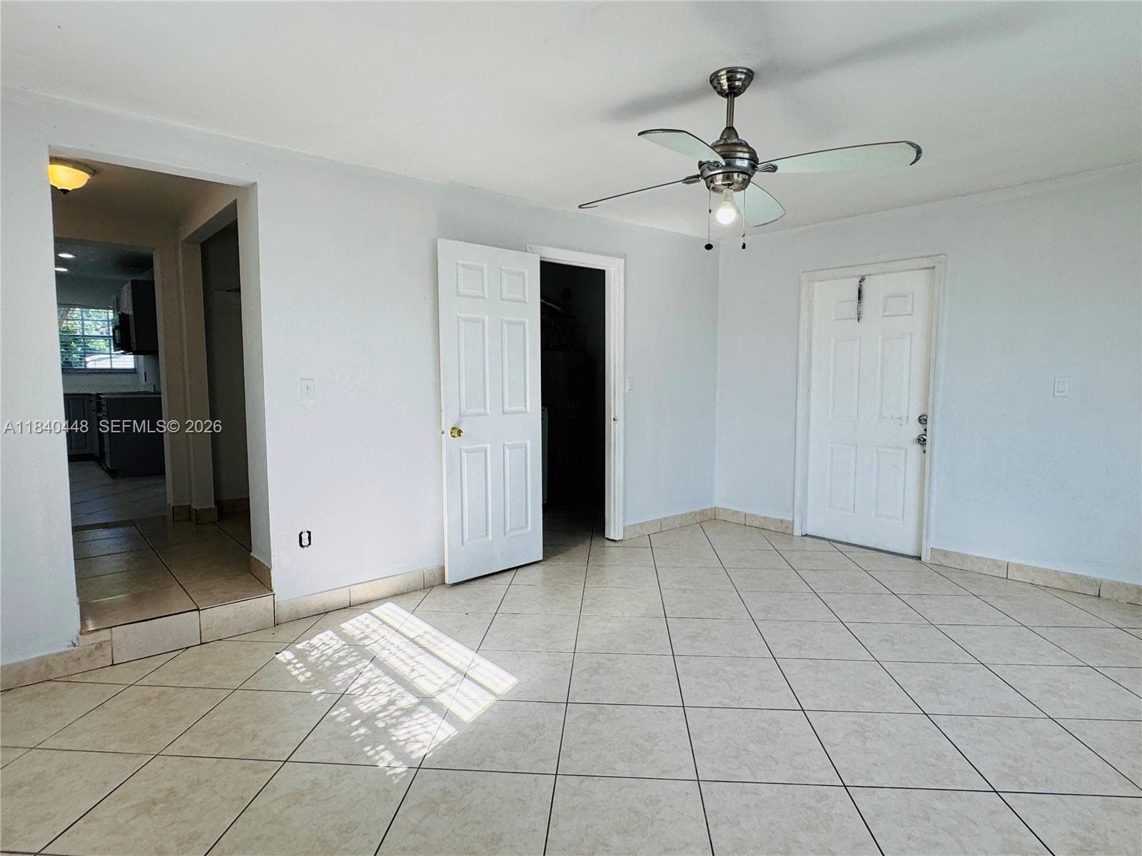 433 SW 28th Ave photo 25