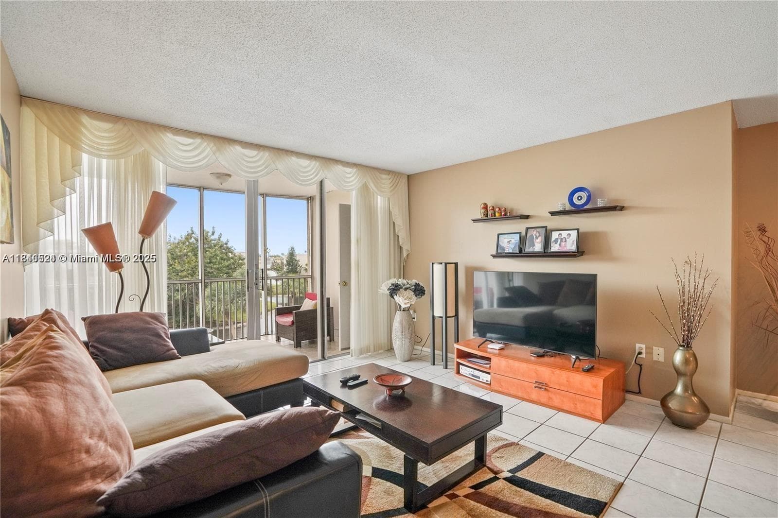 JADE WINDS GROUP ALLAMAND · #411-2 in Miami - Photo 12