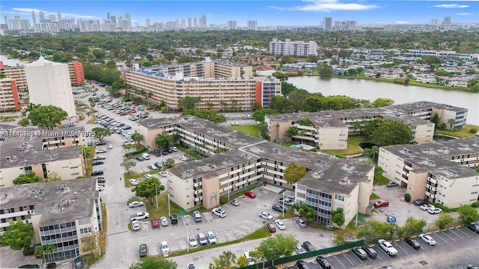JADE WINDS GROUP ALLAMAND · #411-2 in Miami - Photo 20