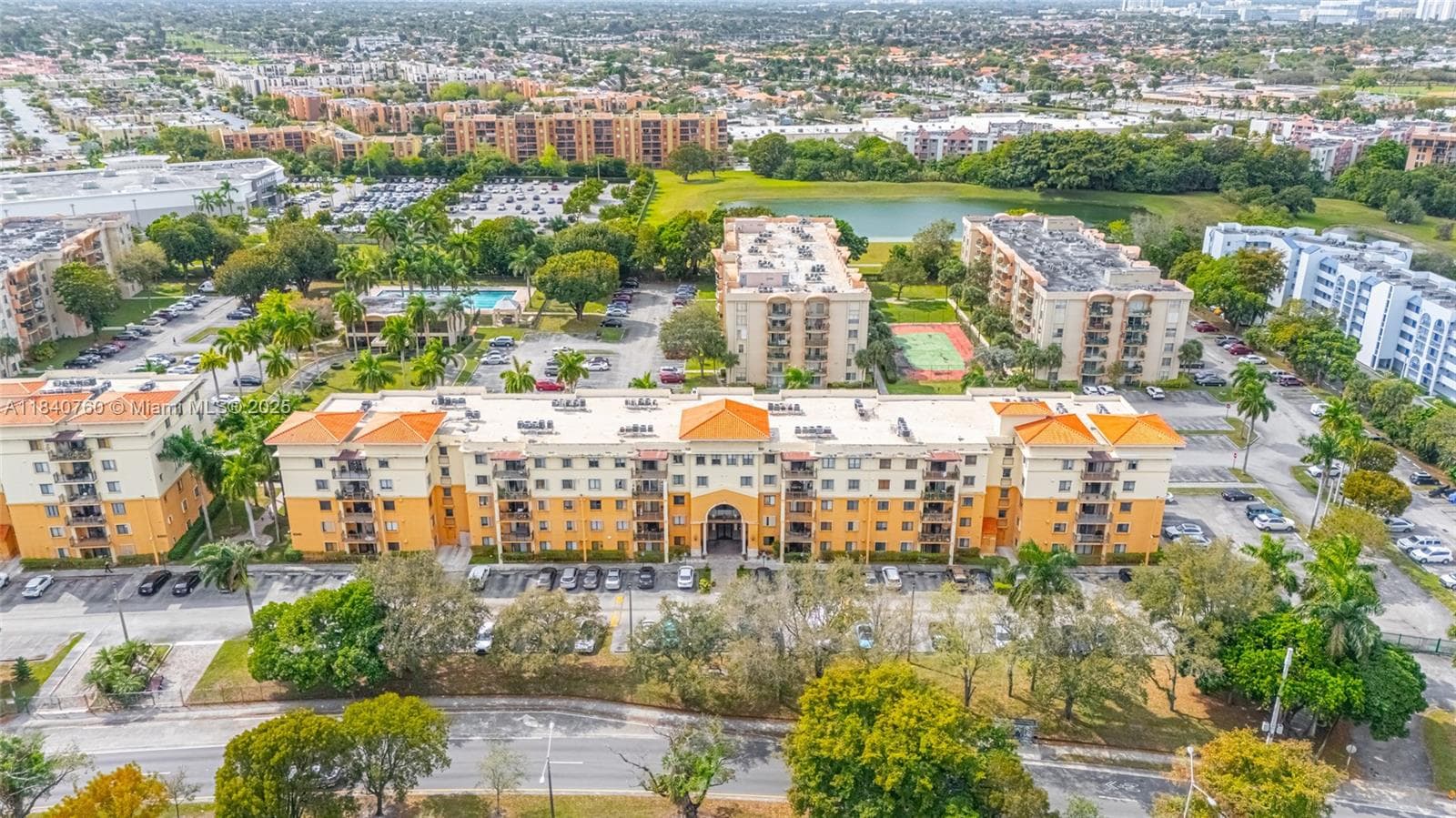 KEYSTONE COURTS · #W411 in Miami - Photo 41