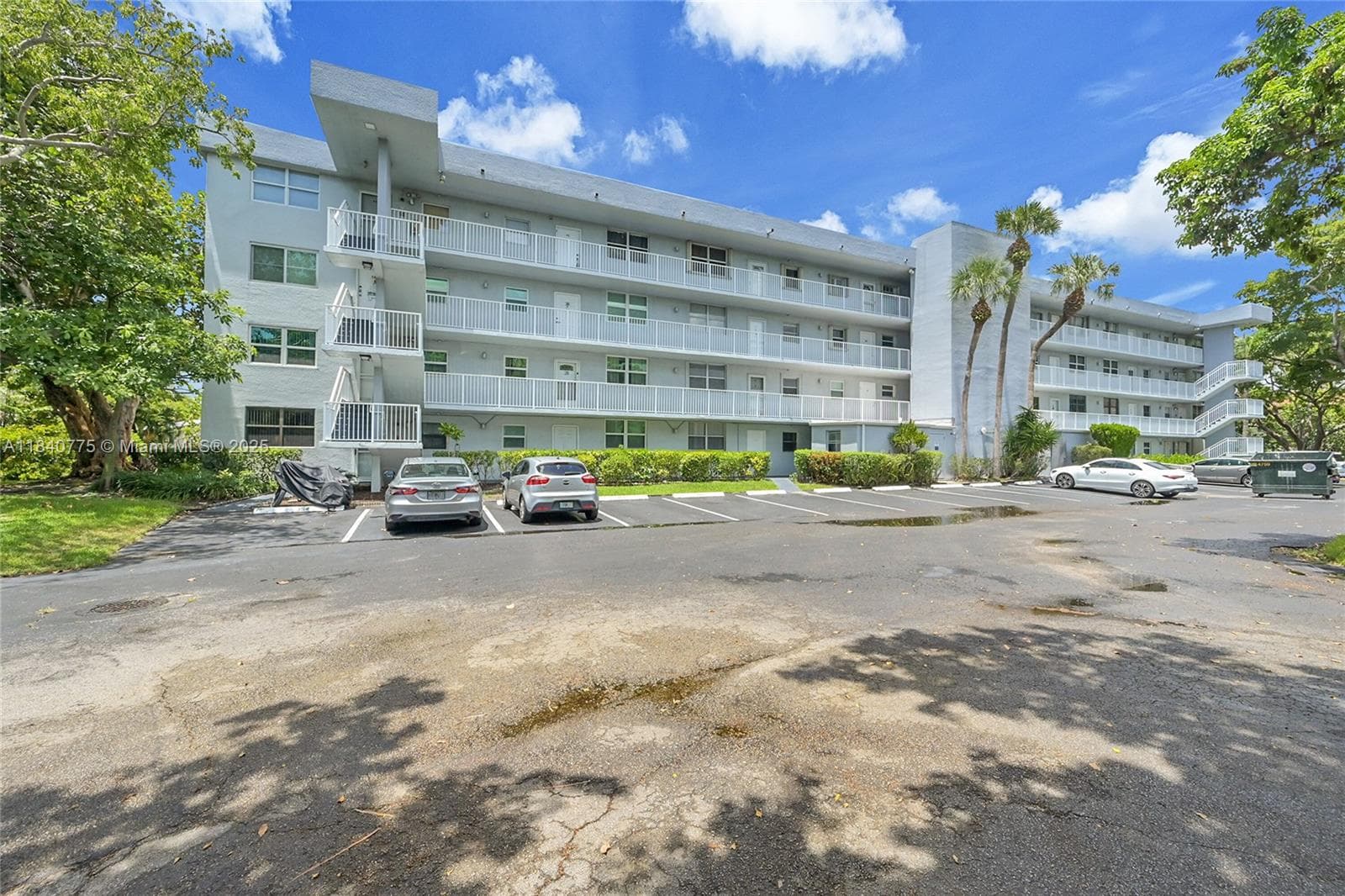 ROYAL PARK CONDO · #1C in Oakland Park - Photo 2