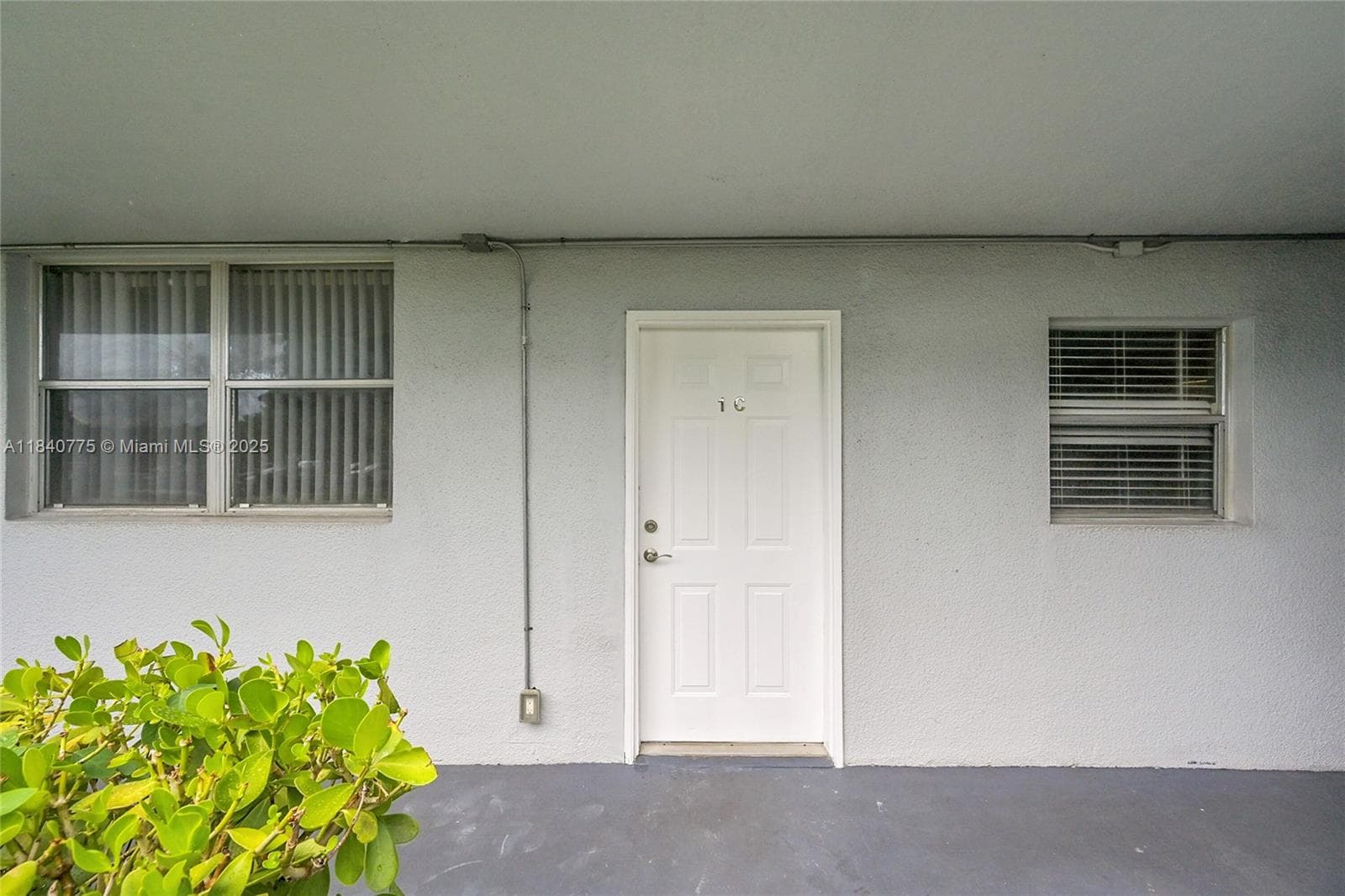 ROYAL PARK CONDO · #1C in Oakland Park - Photo 3