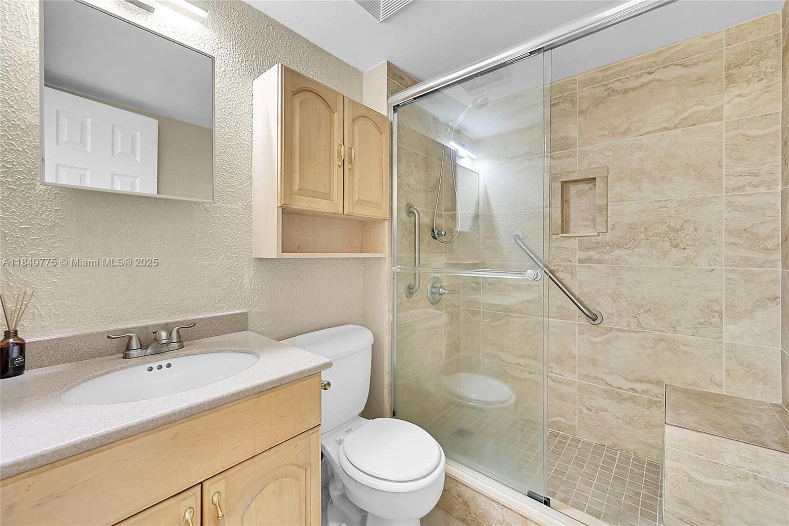 ROYAL PARK CONDO · #1C in Oakland Park - Photo 19