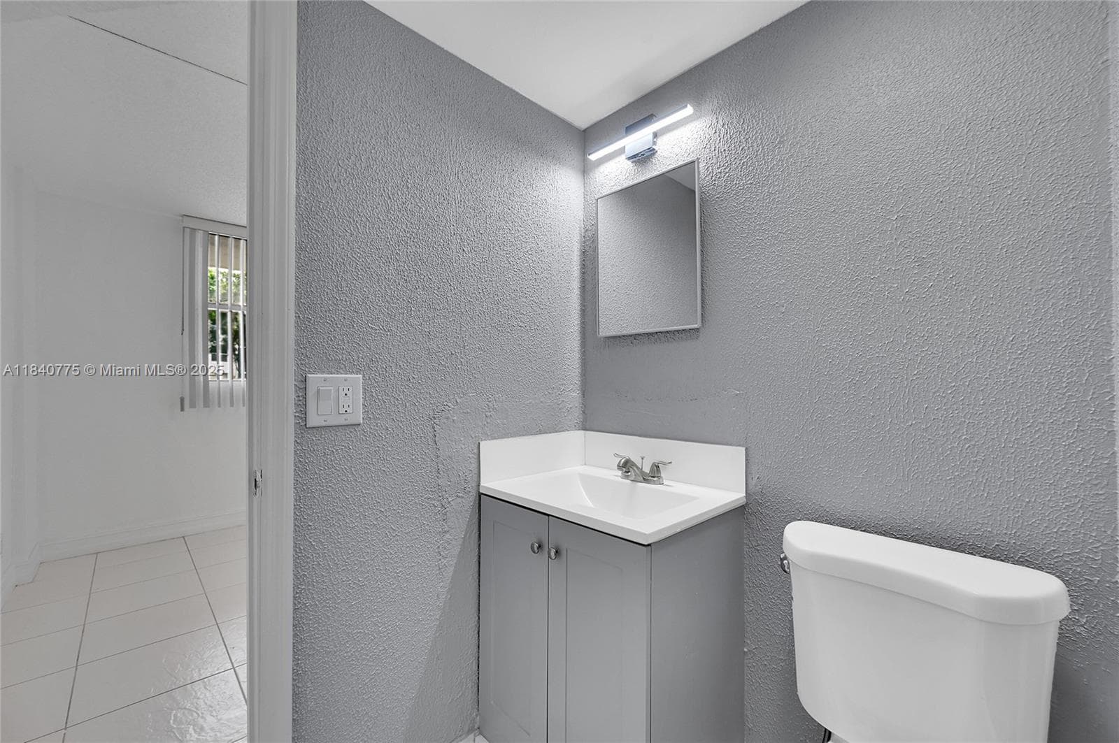 ROYAL PARK CONDO · #1C in Oakland Park - Photo 25