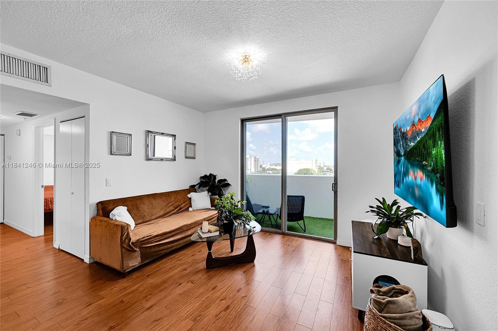 HAVANA LOFTS CONDO · #701 in Miami - Photo 4