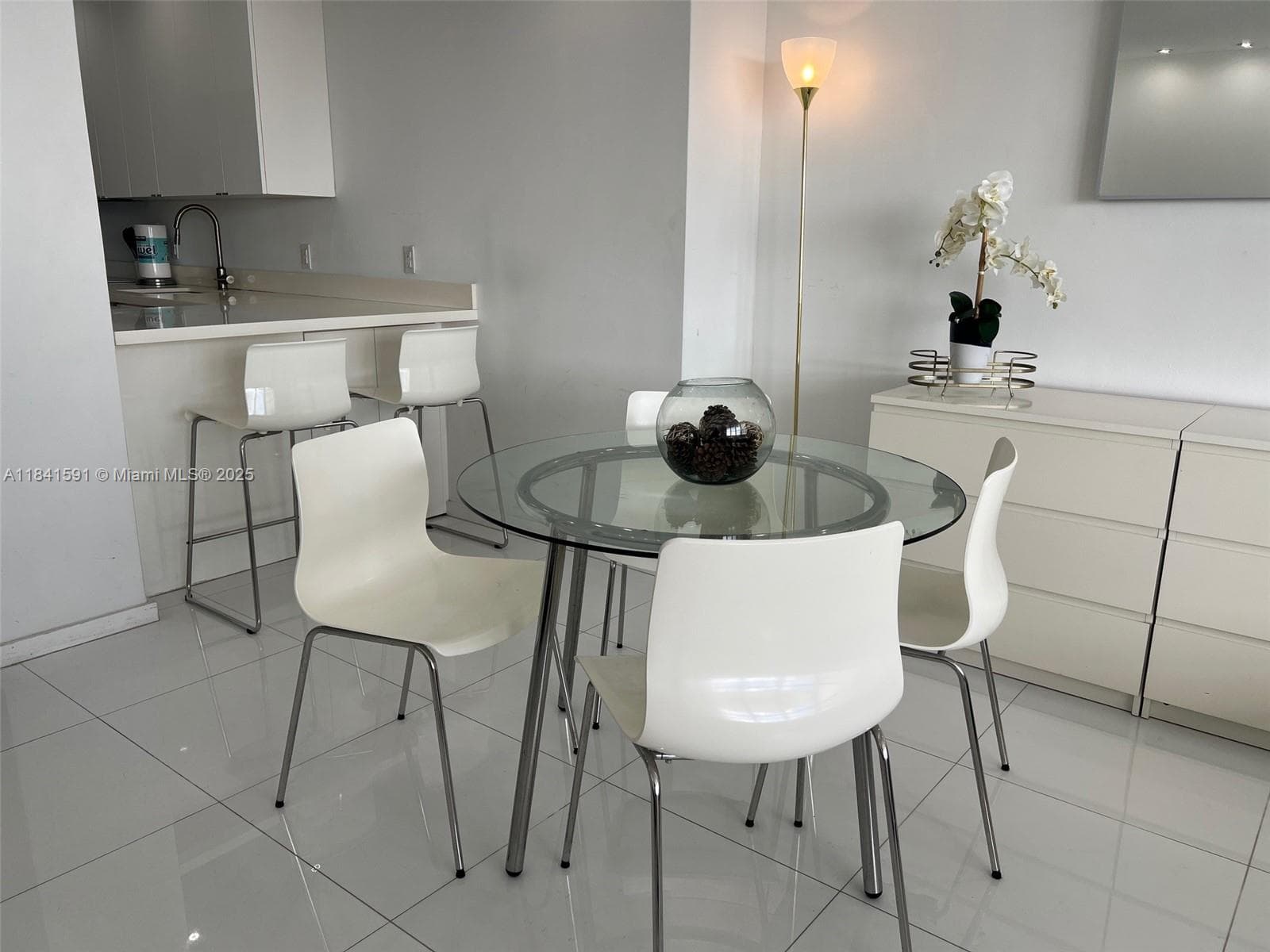 The Decoplage · #1601 in Miami Beach - Photo 3