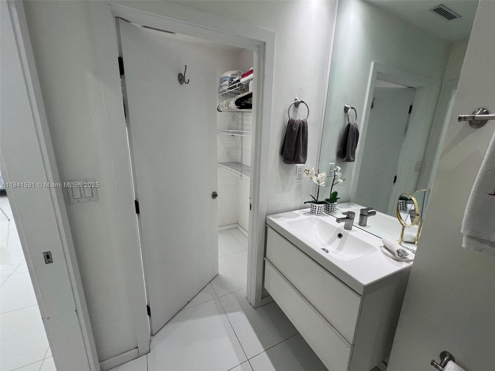 The Decoplage · #1601 in Miami Beach - Photo 20