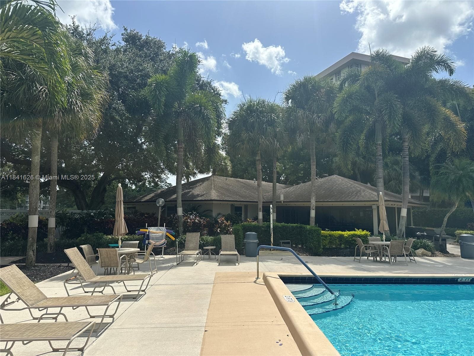 PALM-AIRE C C APTS 113 CO · #105 in Pompano Beach - Photo 31