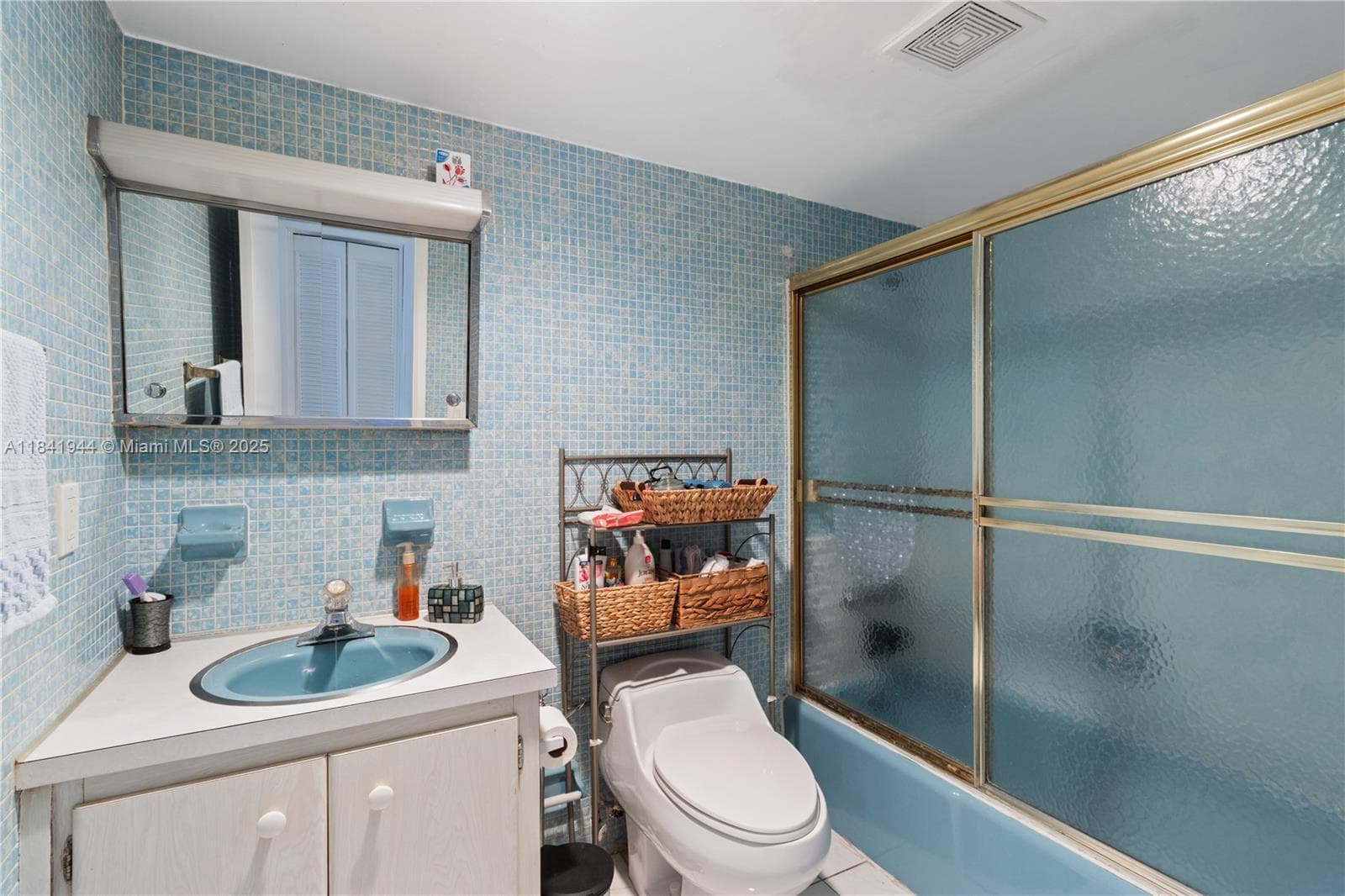 Ro-Month South · #C20 in Miami Gardens - Photo 8
