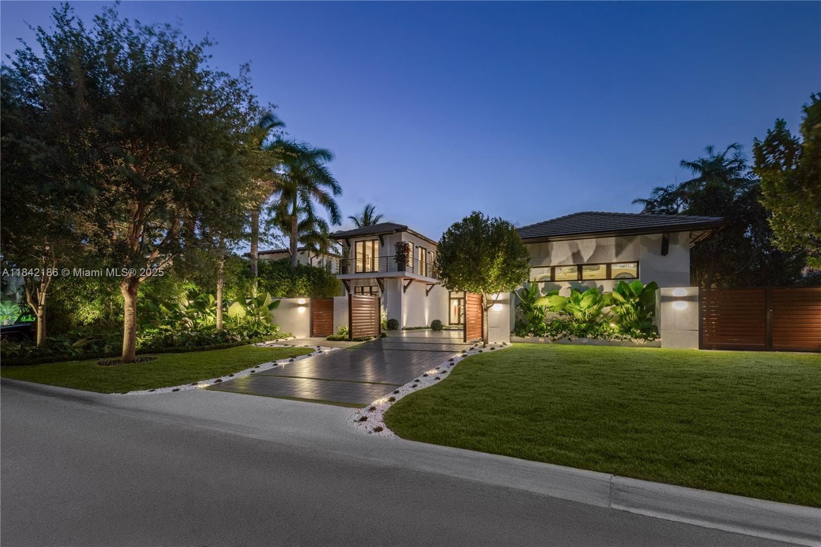 4241 Palm Ln photo 98