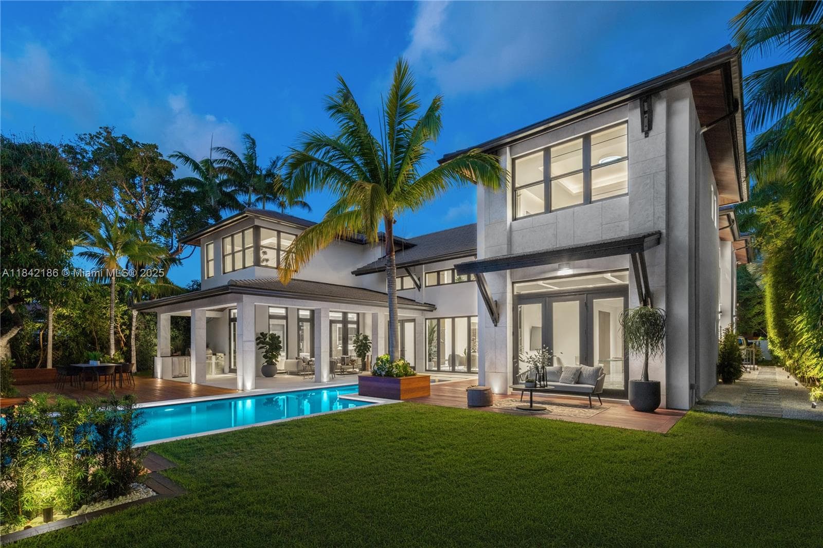 4241 Palm Ln photo 89