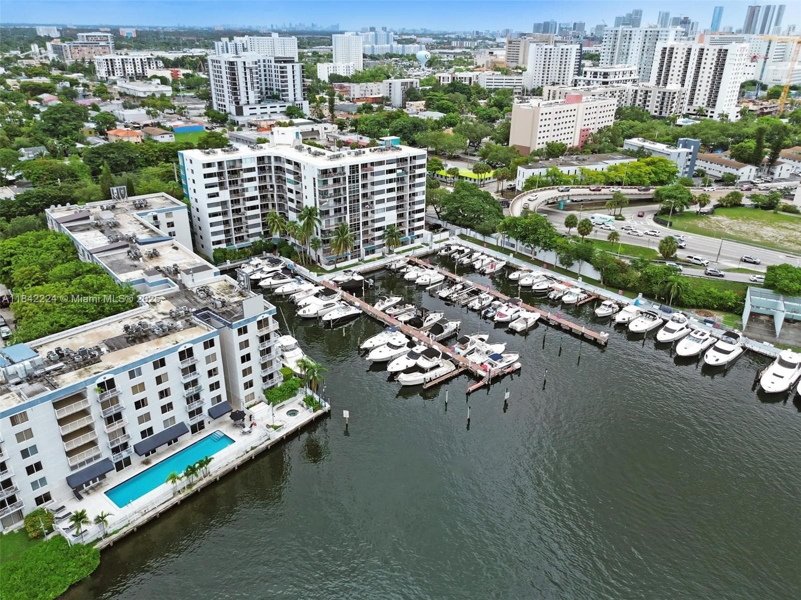 River Run Condo · #308 in Miami - Photo 7