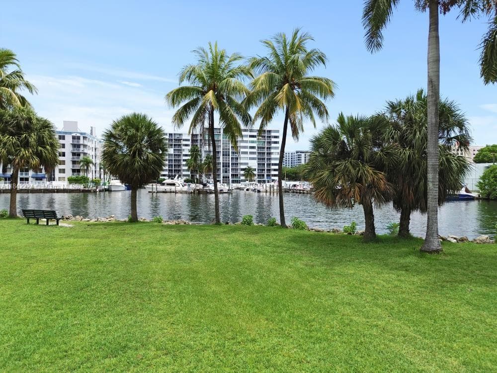 River Run Condo · #308 in Miami - Photo 9