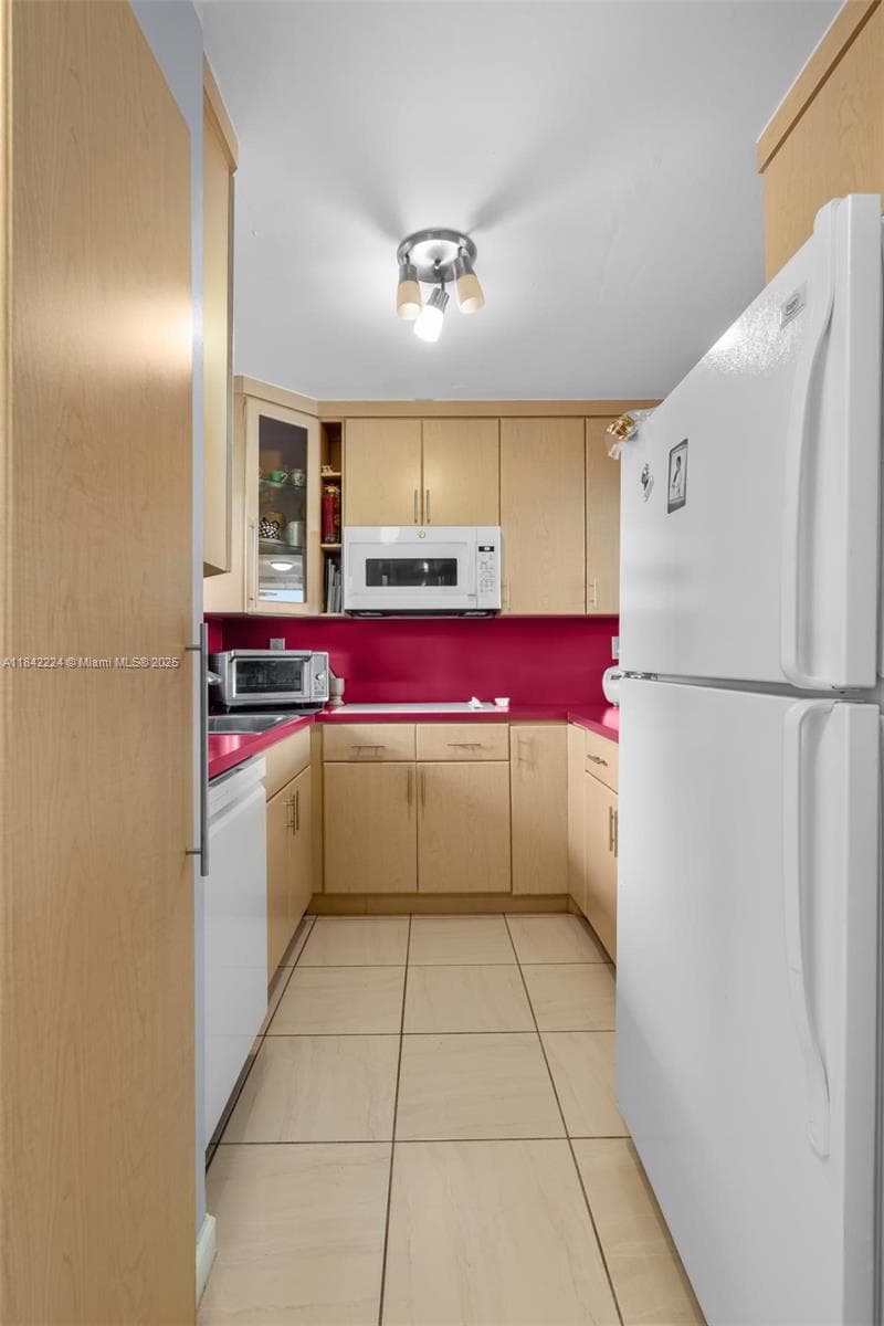 River Run Condo · #308 in Miami - Photo 18