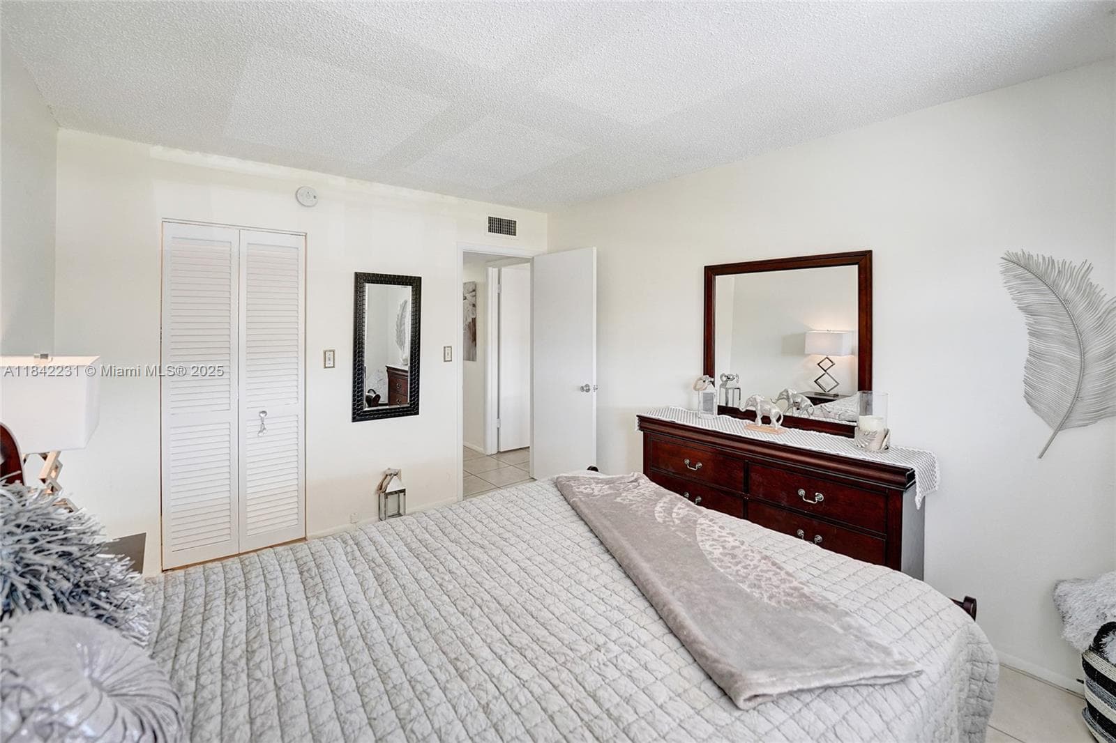 BEVERLY HILLS CONDO NUMBE · #V308 in Hollywood - Photo 21