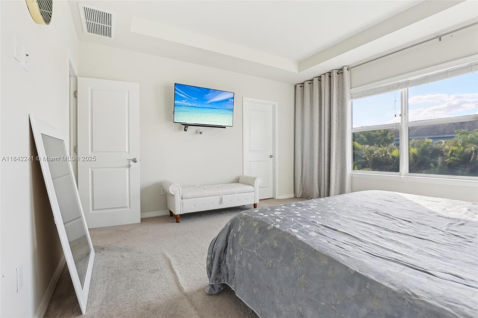 1402 Myrtle Oak Ter photo 23