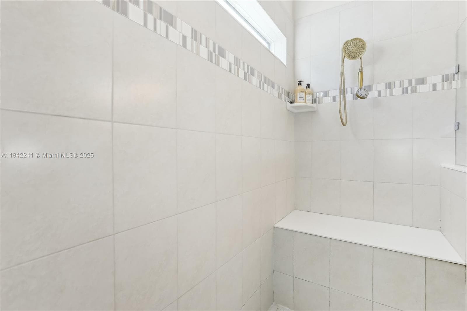1402 Myrtle Oak Ter photo 27
