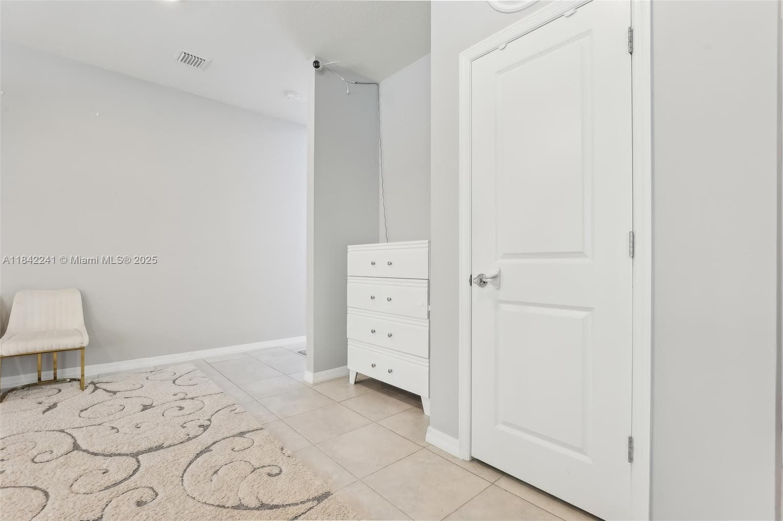 1402 Myrtle Oak Ter photo 17