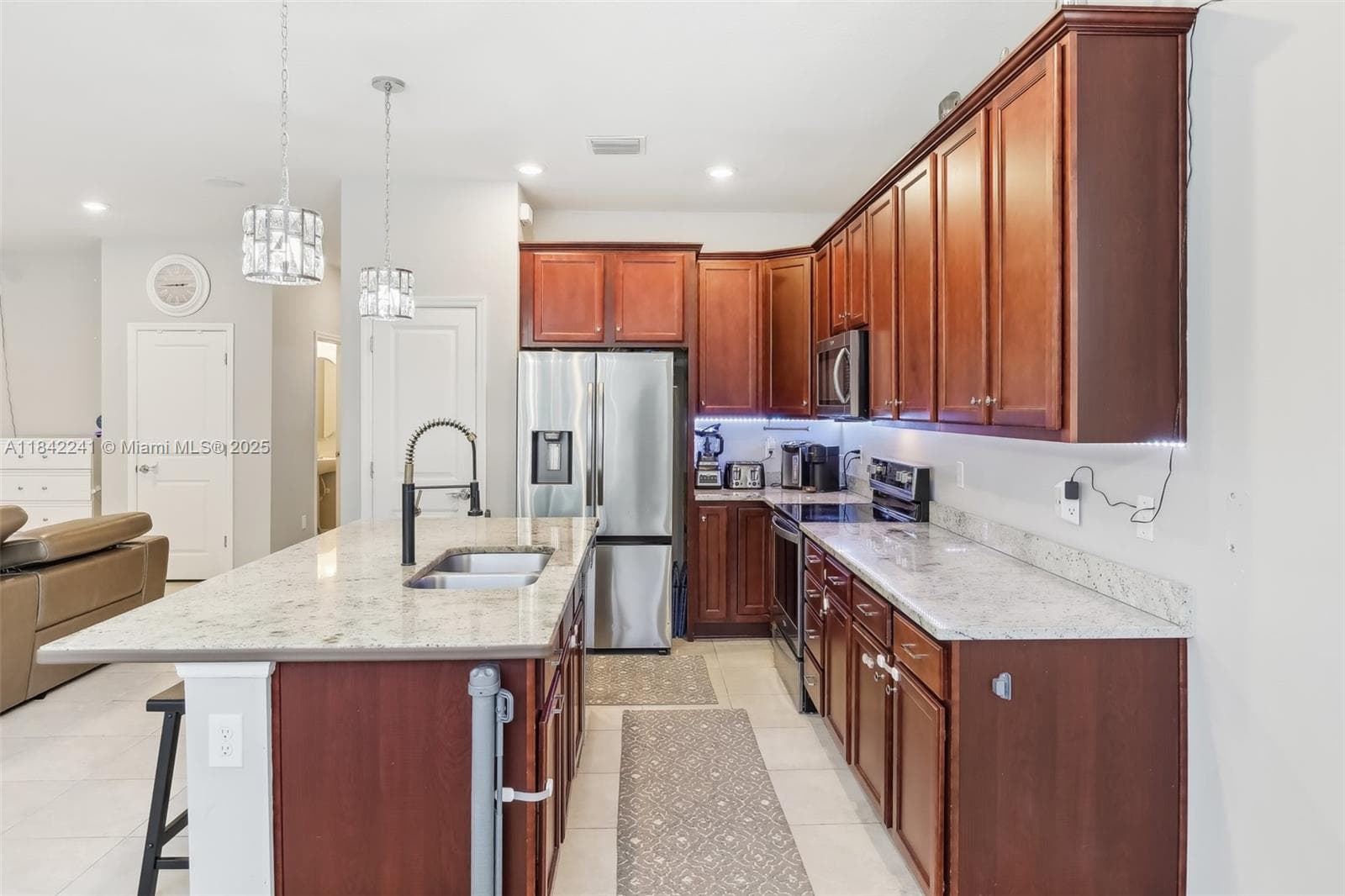 1402 Myrtle Oak Ter photo 14