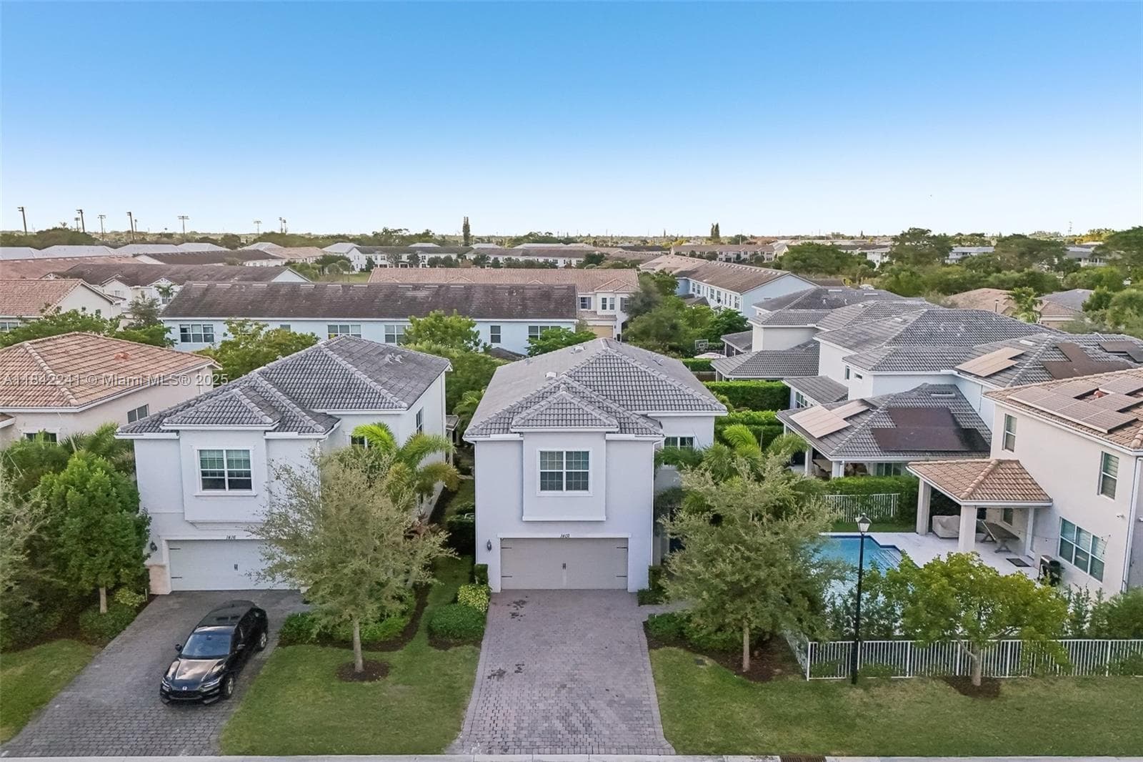1402 Myrtle Oak Ter photo 55
