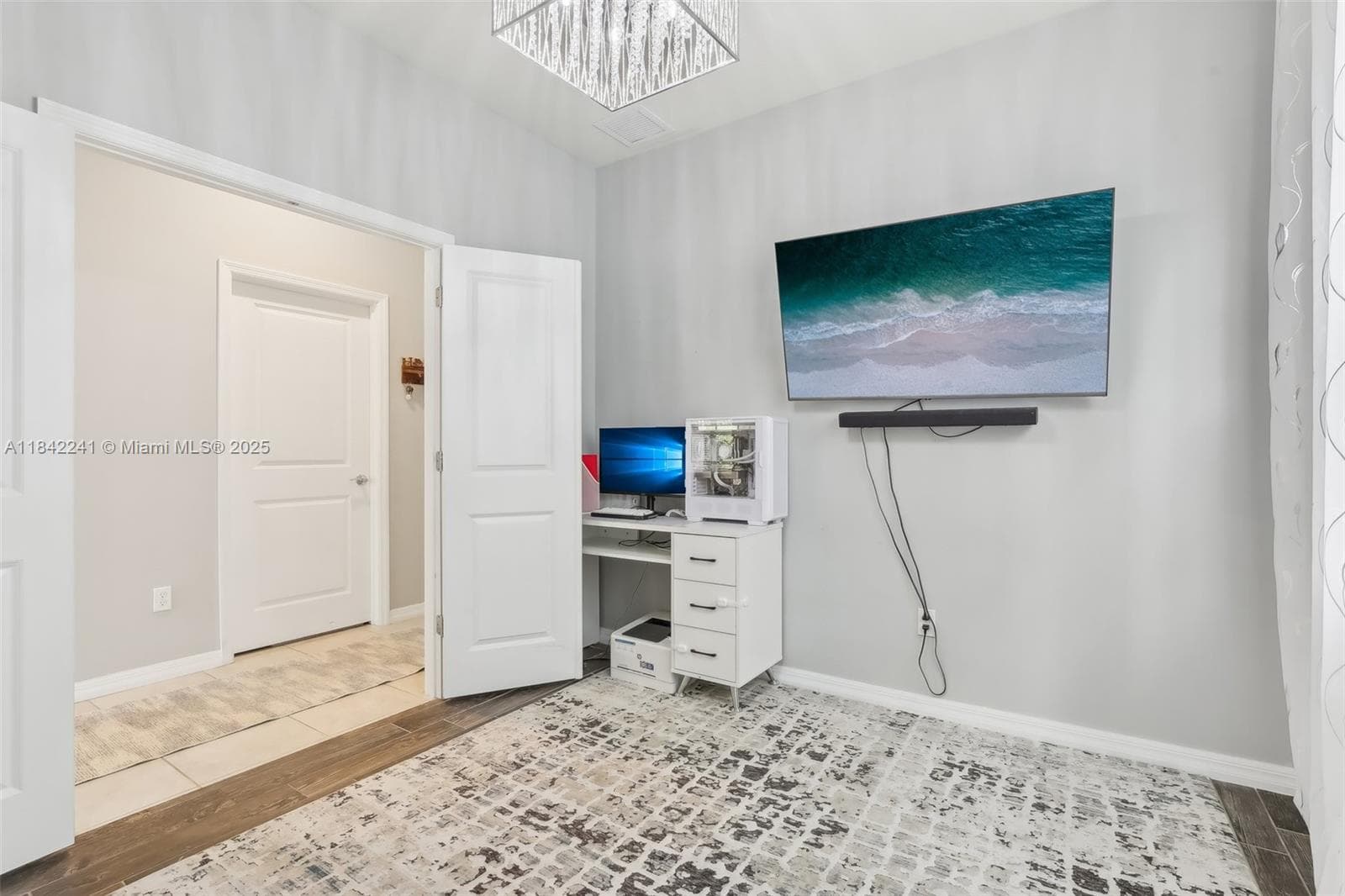 1402 Myrtle Oak Ter photo 21