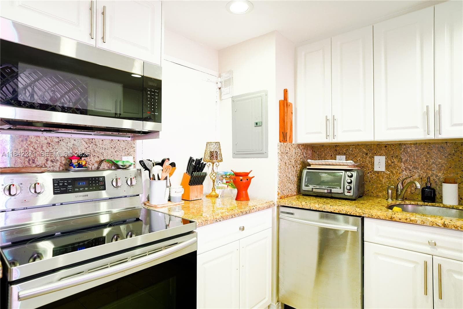 JOCKEY CLUB CONDO · #20E in Miami - Photo 8