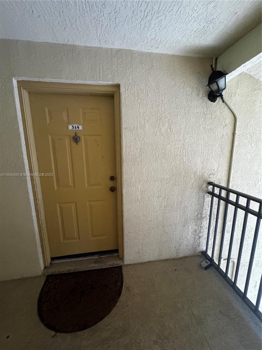Lockbox at right side