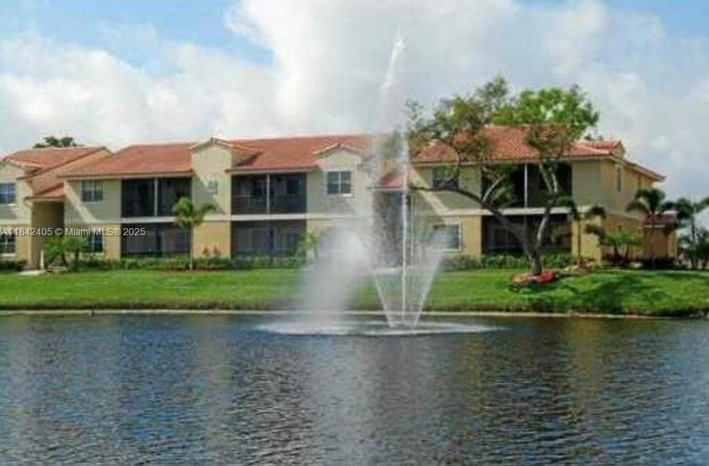 ROYAL POINCIANA CONDO · #314 in Pompano Beach - Photo 34