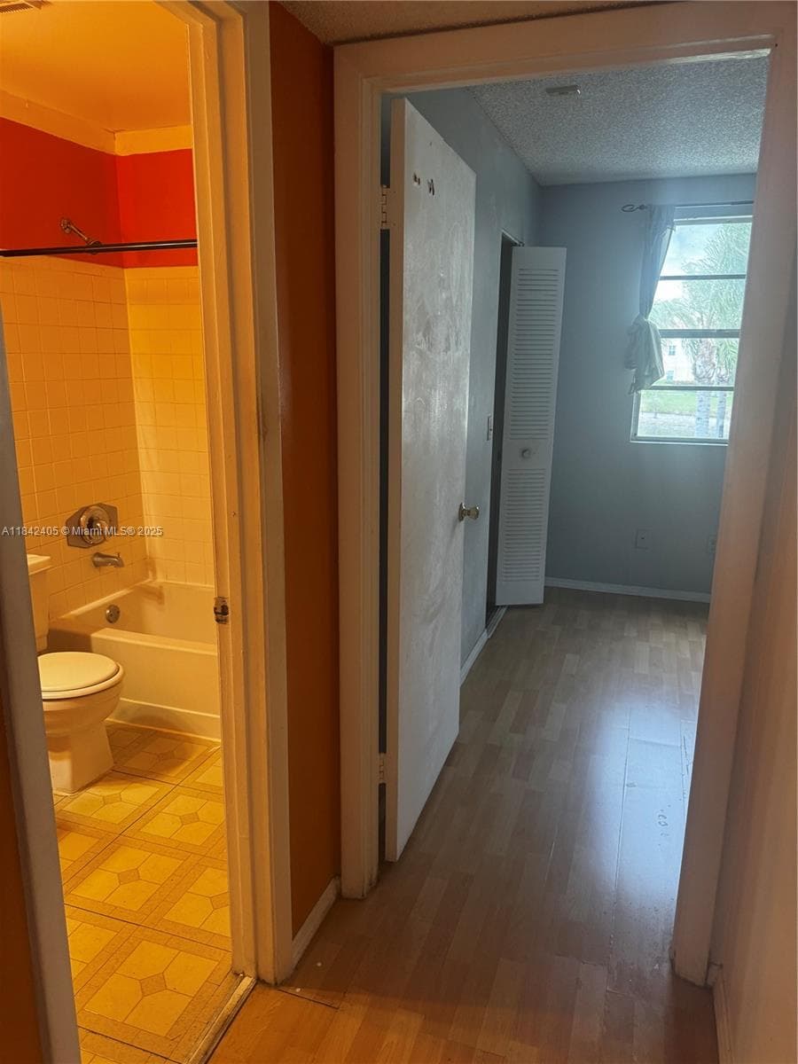 ROYAL POINCIANA CONDO · #314 in Pompano Beach - Photo 18
