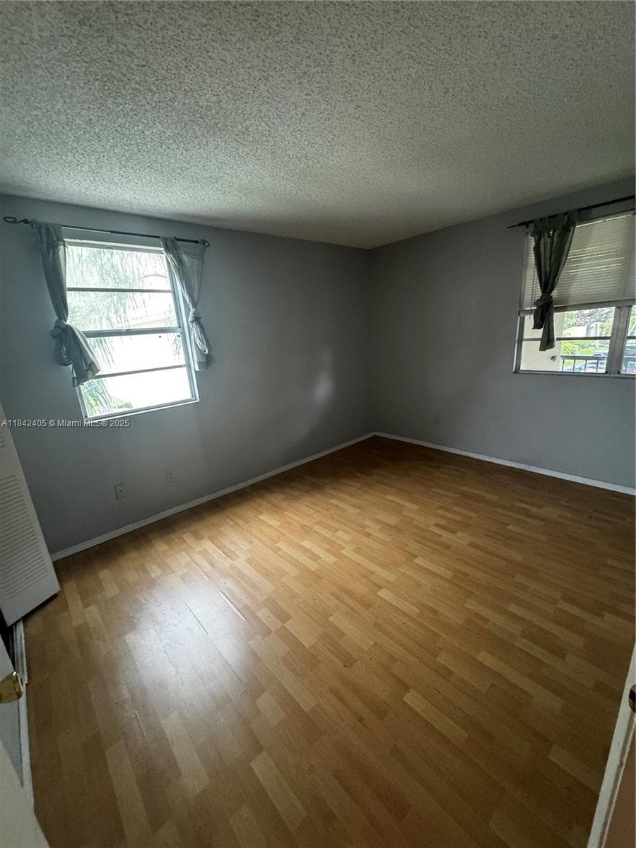 ROYAL POINCIANA CONDO · #314 in Pompano Beach - Photo 19