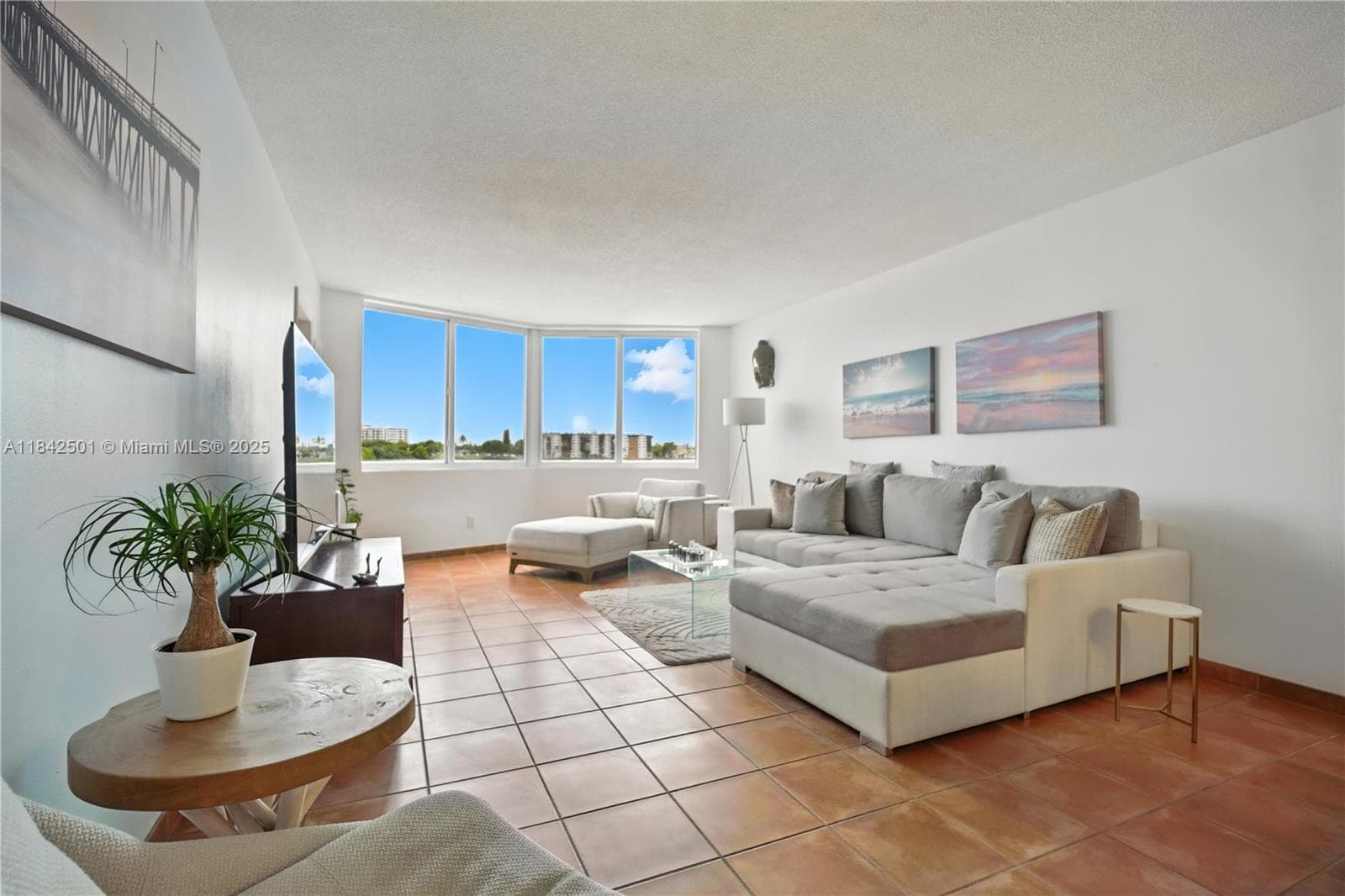 RIVIERA CONDOMINIUM APTS · #A21 in Miami - Photo 2