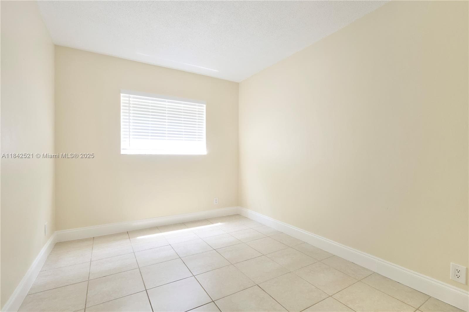 RIVERSIDE BREEZES CONDO · #5 in Fort Lauderdale - Photo 4